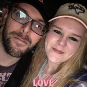 Meet your Posher, Dustin cari